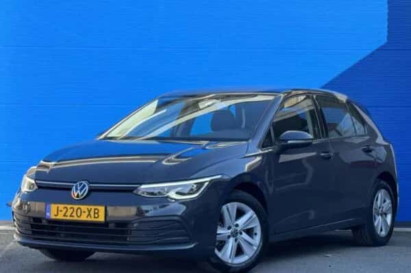 Volkswagen Golf (2020) — foto 1