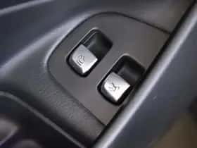Mercedes-Benz E-Klasse (2019) thumbnail 24