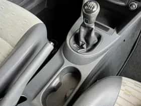 Volkswagen Caddy (2013) thumbnail 11
