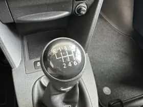 Volkswagen Caddy (2013) thumbnail 12