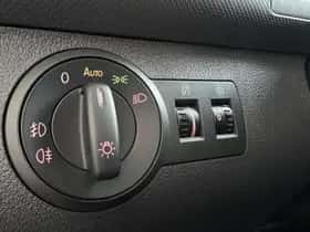 Volkswagen Caddy (2013) thumbnail 17