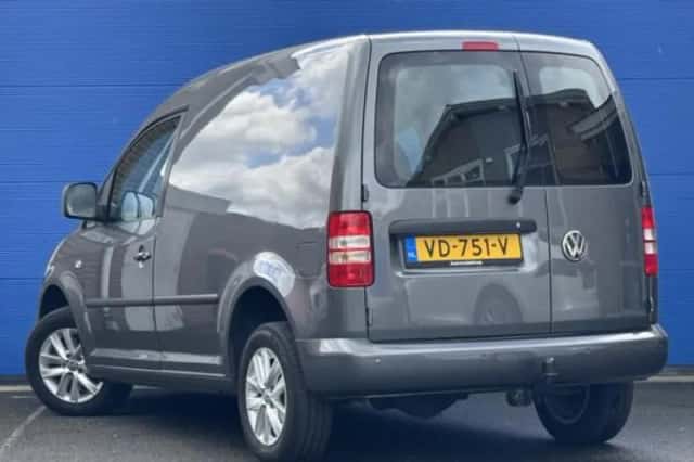 Volkswagen Caddy (2013) thumbnail 5