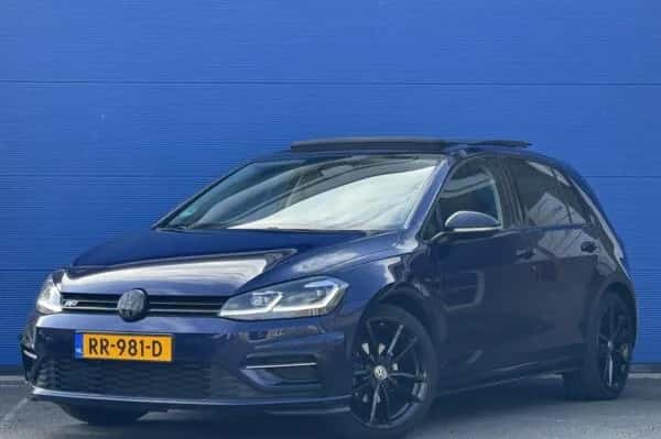 Volkswagen Golf (2018) — foto 1