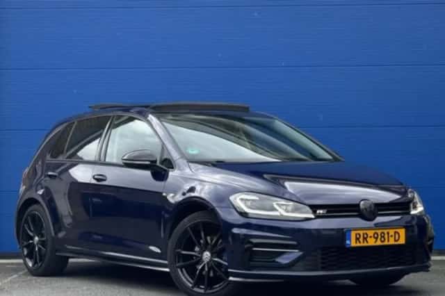Volkswagen Golf (2018) thumbnail 2