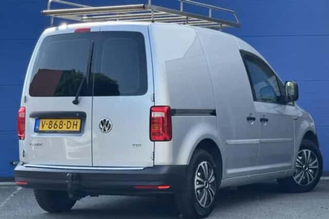 Volkswagen Caddy (2018) thumbnail 3