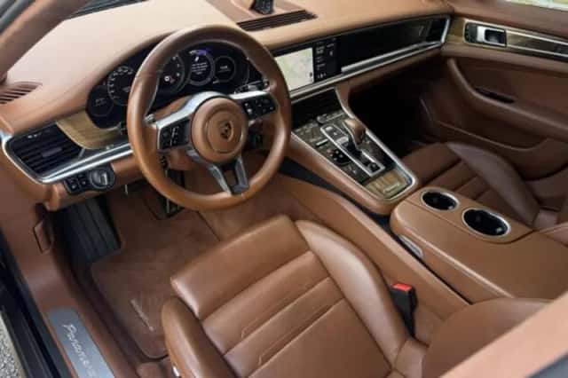 Porsche Panamera (2017) thumbnail 5