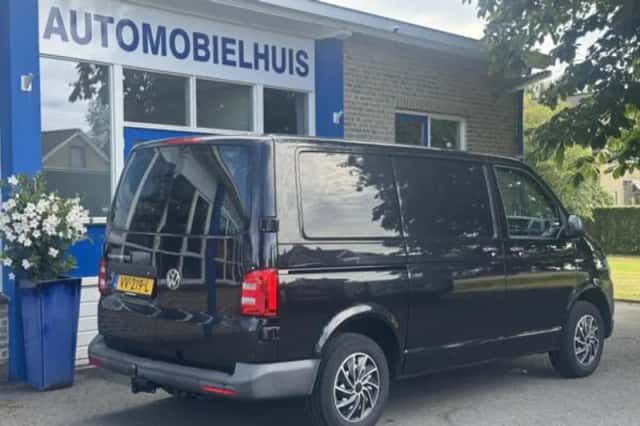 Volkswagen Transporter (2016) thumbnail 4