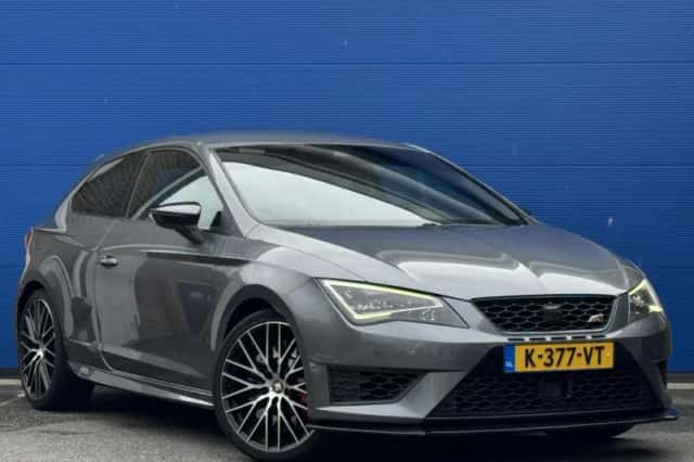 SEAT Leon (2015) thumbnail 2