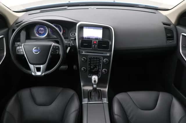 Volvo XC60 (2012) thumbnail 4