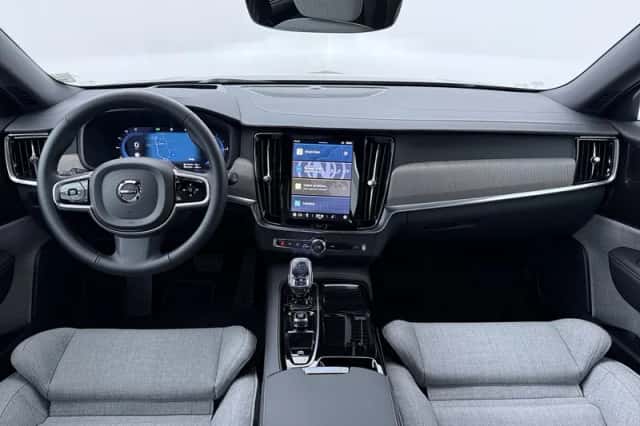 Volvo V90 (2024) thumbnail 4