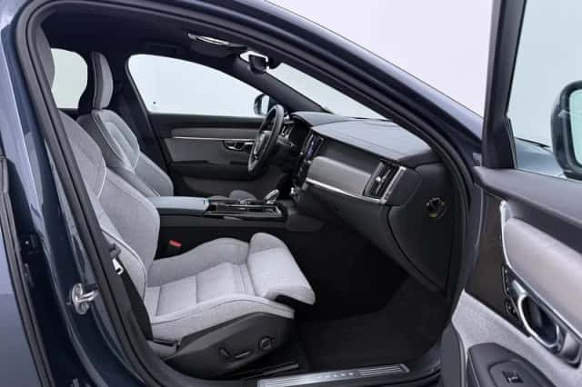 Volvo V90 (2024) thumbnail 5