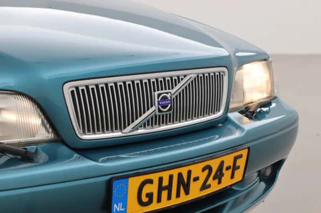 Volvo C70 (2000) thumbnail 29