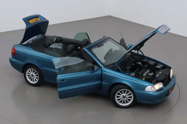 Volvo C70 (2000) thumbnail 6