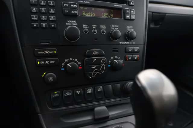 Volvo V70 (2003) thumbnail 28
