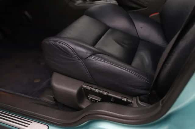 Volvo V70 (2003) thumbnail 40