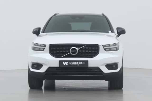 Volvo XC40 (2021) thumbnail 16