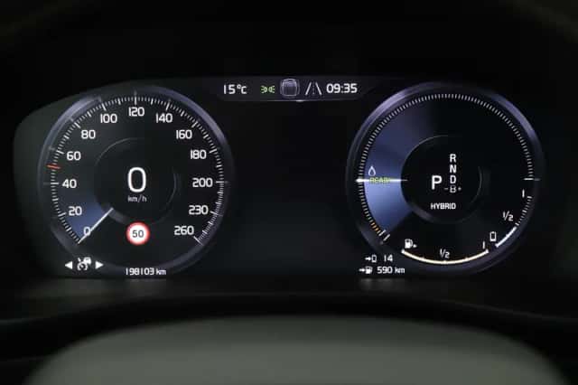 Volvo XC40 (2021) thumbnail 19