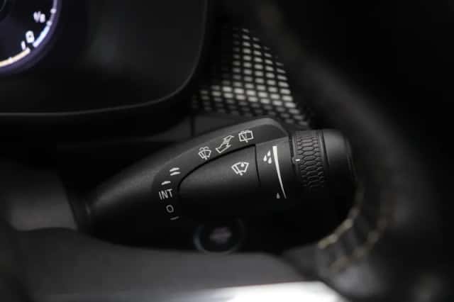 Volvo XC40 (2021) thumbnail 41
