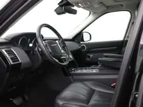 Land Rover Discovery (2017) thumbnail 3