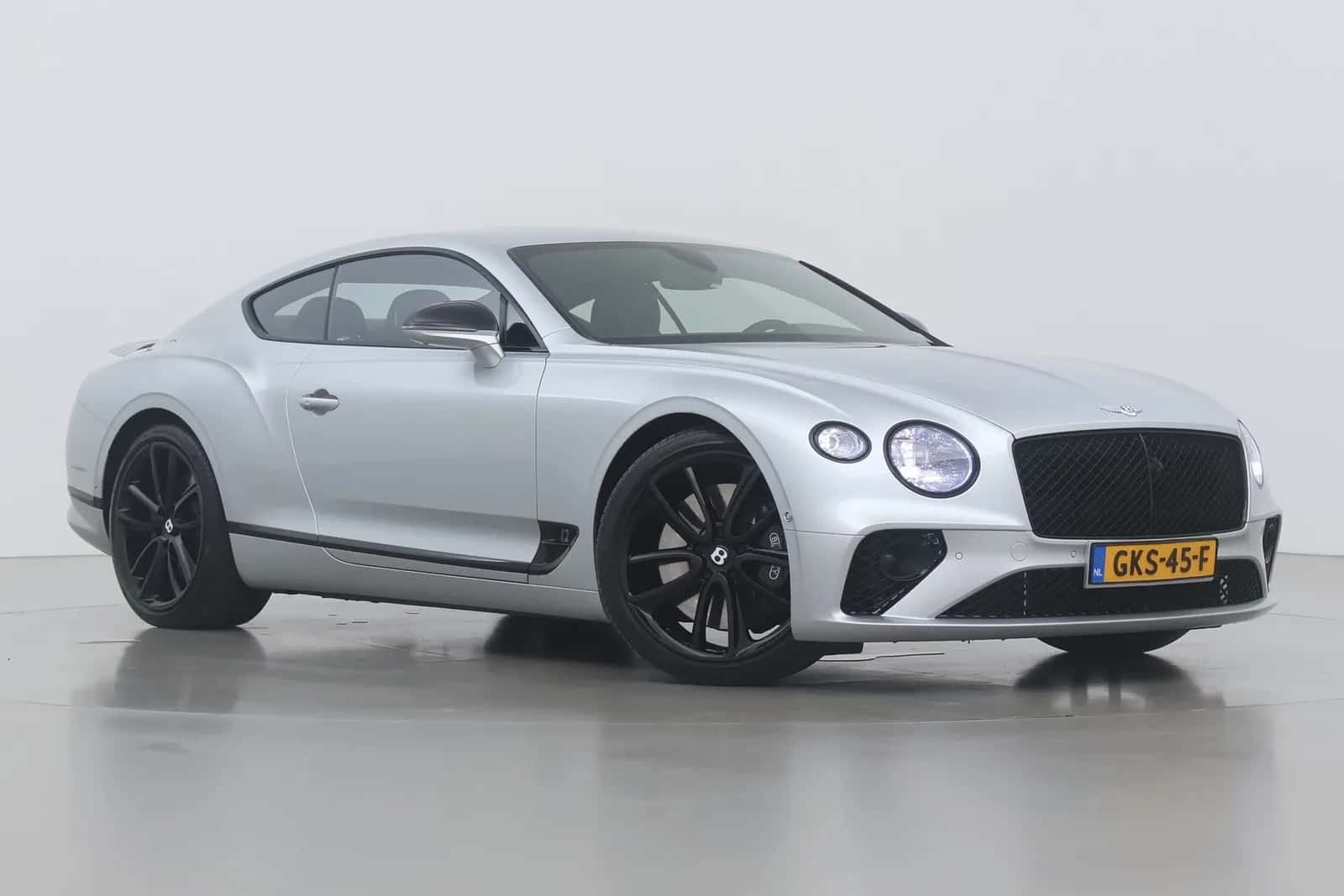 Bentley Continental GT (2018) — foto 1