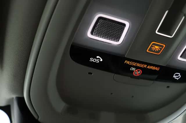 Volvo V60 (2025) thumbnail 18