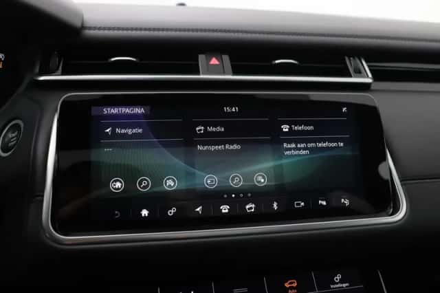 Land Rover Range Rover Velar (2020) thumbnail 19