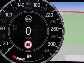 Land Rover Range Rover Velar (2020) thumbnail 23