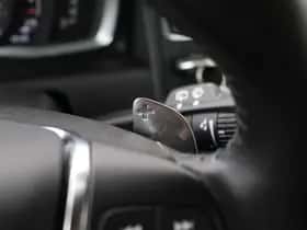 Volvo XC60 (2017) thumbnail 34