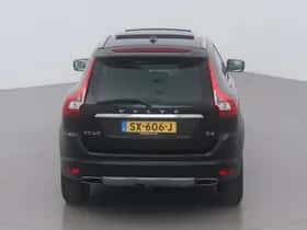 Volvo XC60 (2017) thumbnail 9