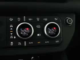 Land Rover Defender (2023) thumbnail 41