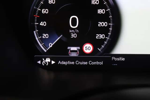 Volvo XC60 (2018) thumbnail 21