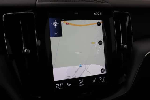 Volvo XC60 (2018) thumbnail 29