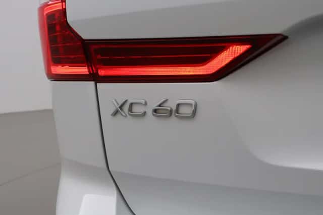 Volvo XC60 (2018) thumbnail 60