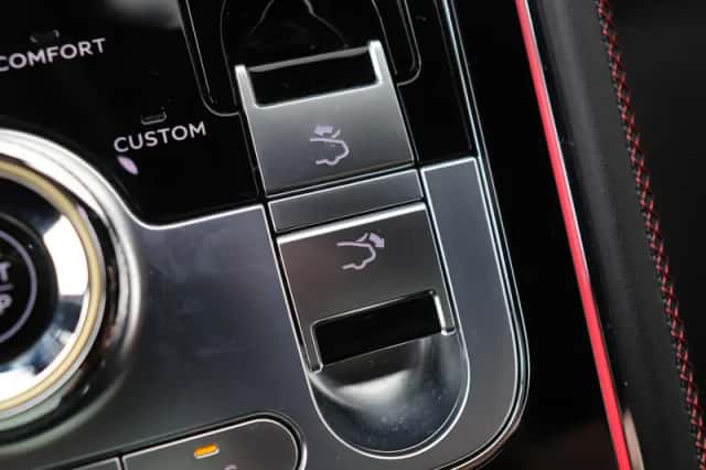 Bentley Continental GT (2022) thumbnail 32