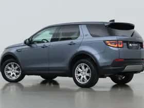 Land Rover Discovery Sport (2021) thumbnail 2