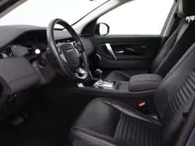 Land Rover Discovery Sport (2021) thumbnail 3