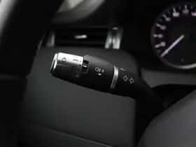 Land Rover Discovery Sport (2021) thumbnail 30