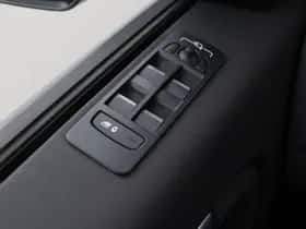 Land Rover Discovery Sport (2021) thumbnail 33