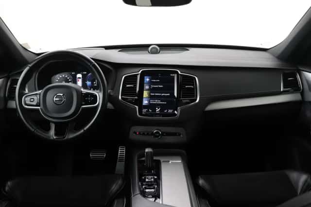 Volvo XC90 (2021) thumbnail 4