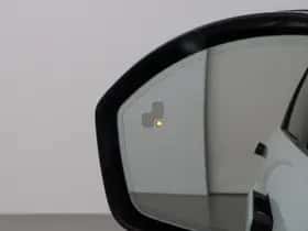 Land Rover Range Rover Evoque (2022) thumbnail 14