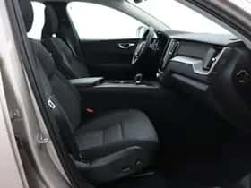 Volvo XC60 (2025) thumbnail 5