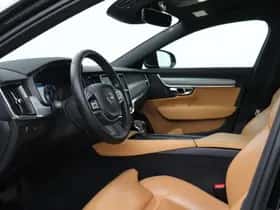 Volvo S90 (2018) thumbnail 3