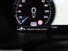 Volvo S90 (2018) thumbnail 21