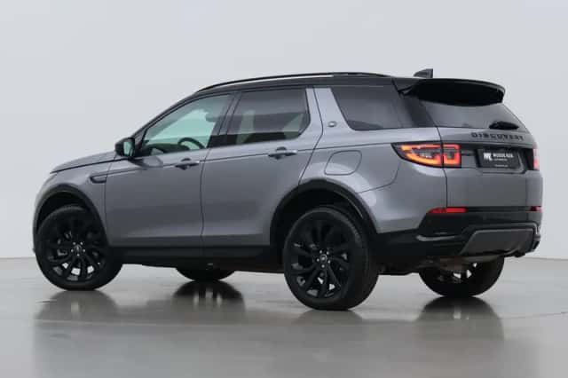 Land Rover Discovery Sport (2025) thumbnail 2