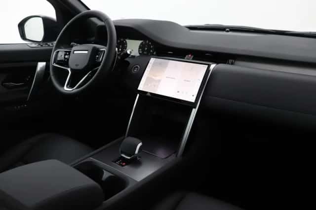 Land Rover Discovery Sport (2025) thumbnail 17