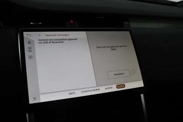 Land Rover Discovery Sport (2025) thumbnail 24