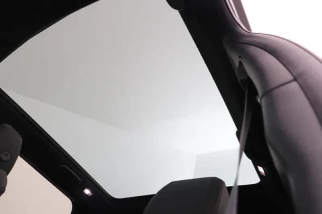 Land Rover Discovery Sport (2025) thumbnail 11