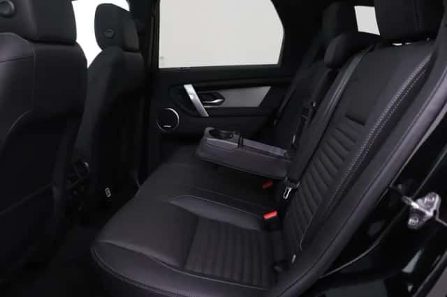 Land Rover Discovery Sport (2025) thumbnail 44