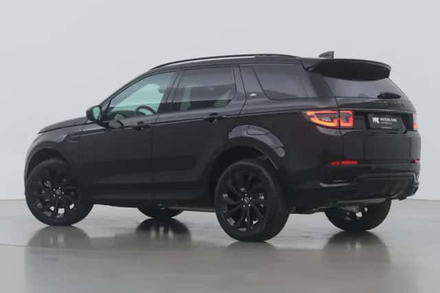 Land Rover Discovery Sport (2025) thumbnail 2