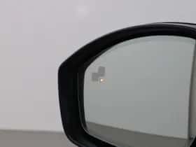Land Rover Discovery Sport (2025) thumbnail 12
